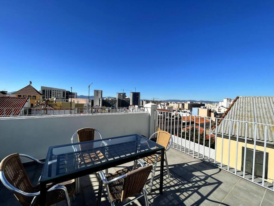 Peaceful 1Br With Shared Terrace At The Nook Daire Cebelitarık Dış mekan fotoğraf